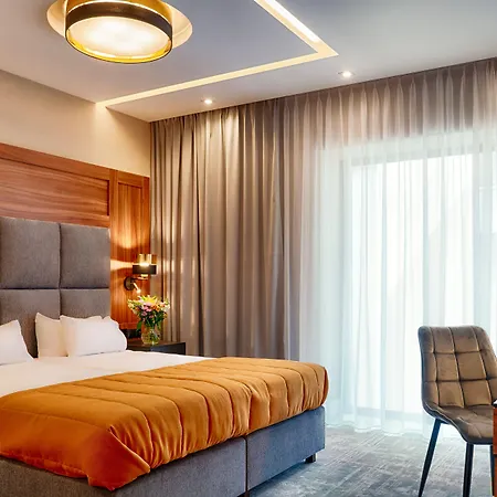 Grand Focus Hotel
