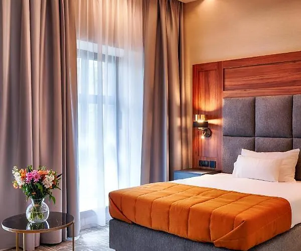 Hotel Grand Focus 4*