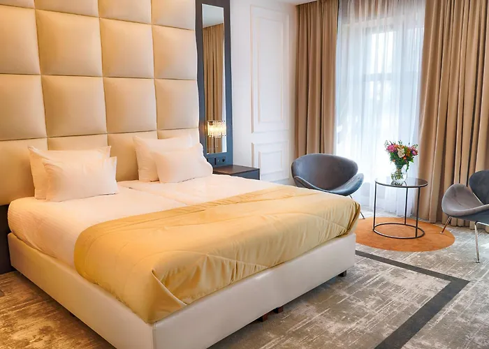 Hotel Grand Focus 4*