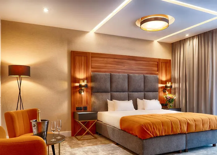 Grand Focus Отель Щецин