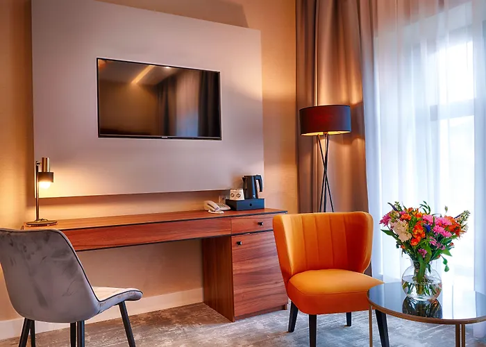 Grand Focus מלון שצ'צ'ין